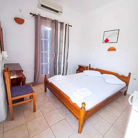 Sifneiko Arxontiko Hotel Фарос Стая снимка